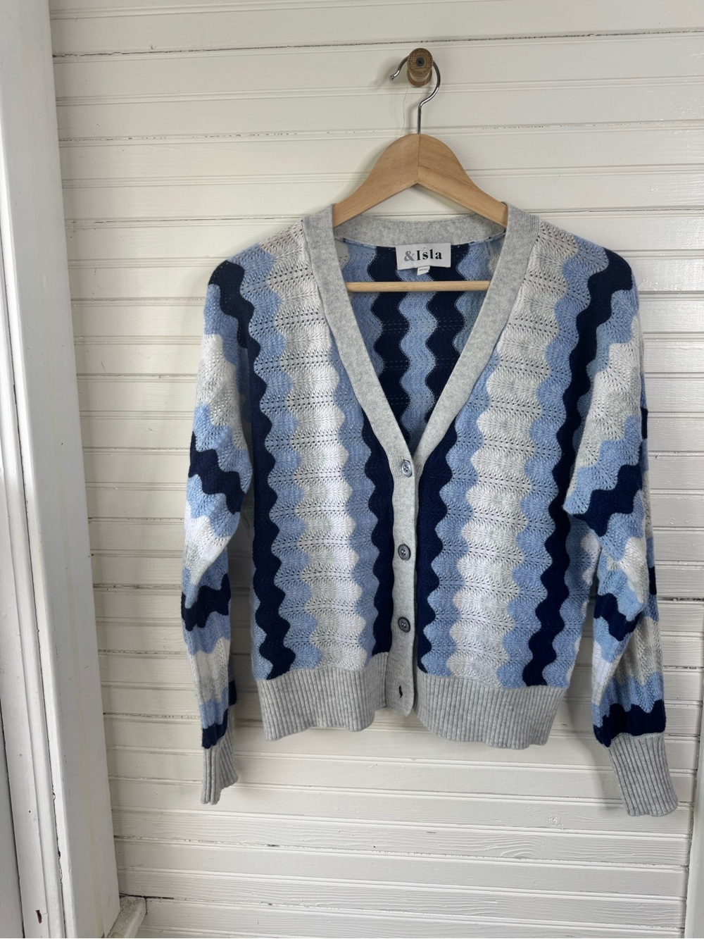 & Isla Cashmere Wave-Pattern Blue and Gray Cardigan Sweater - Med